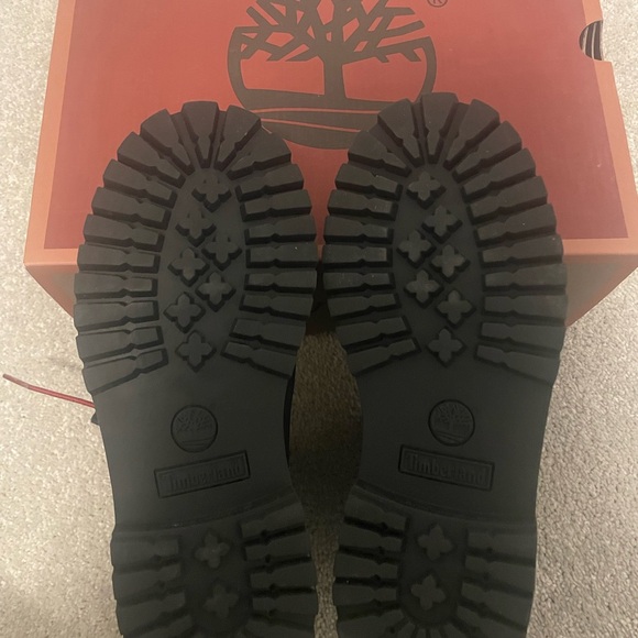 Brand new black Timberland boots - Picture 3 of 4